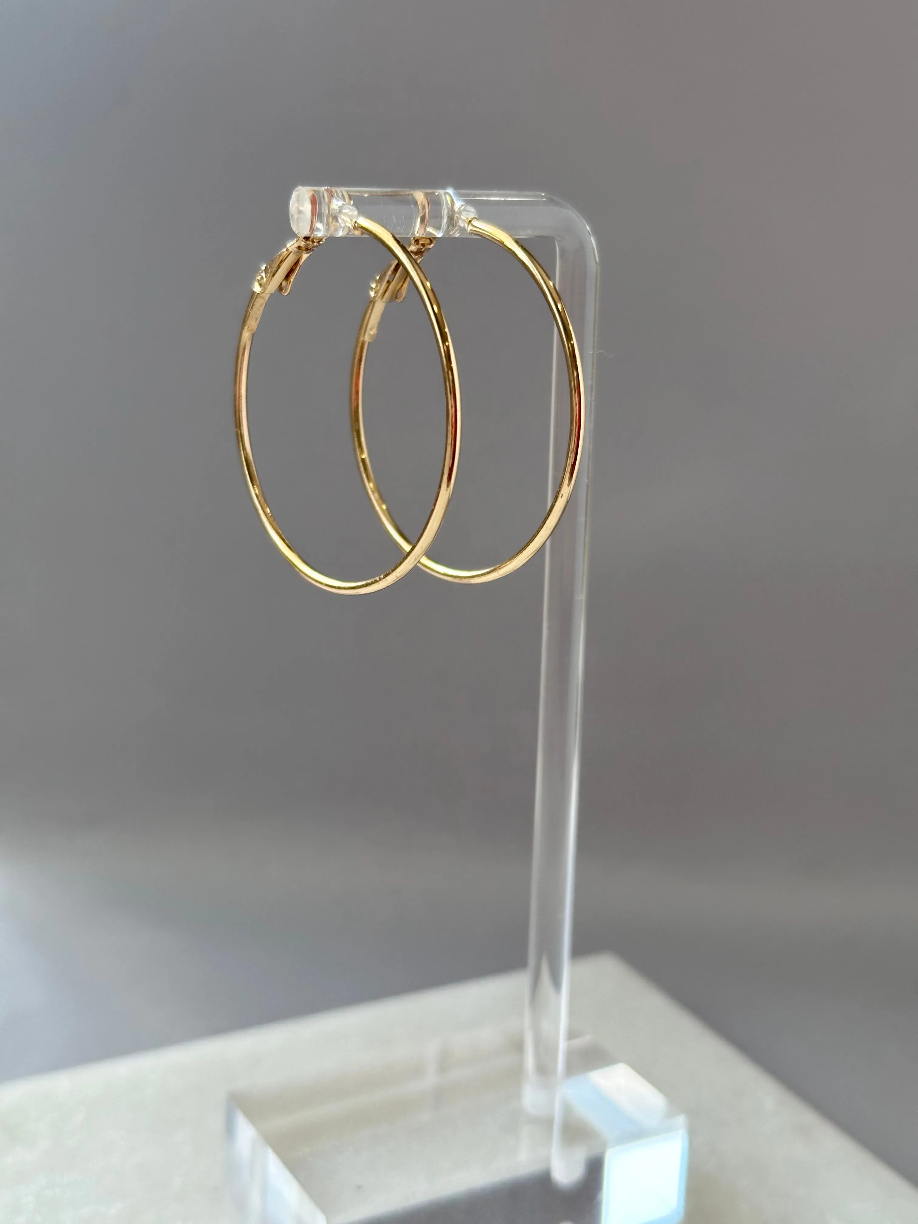 Basic Thin Gold Hoops