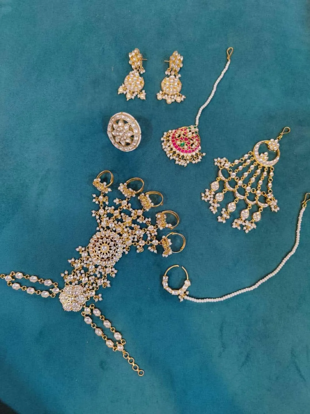 Bibbo Jaan Look Inspired Chandbali Earring And Maangtika Set