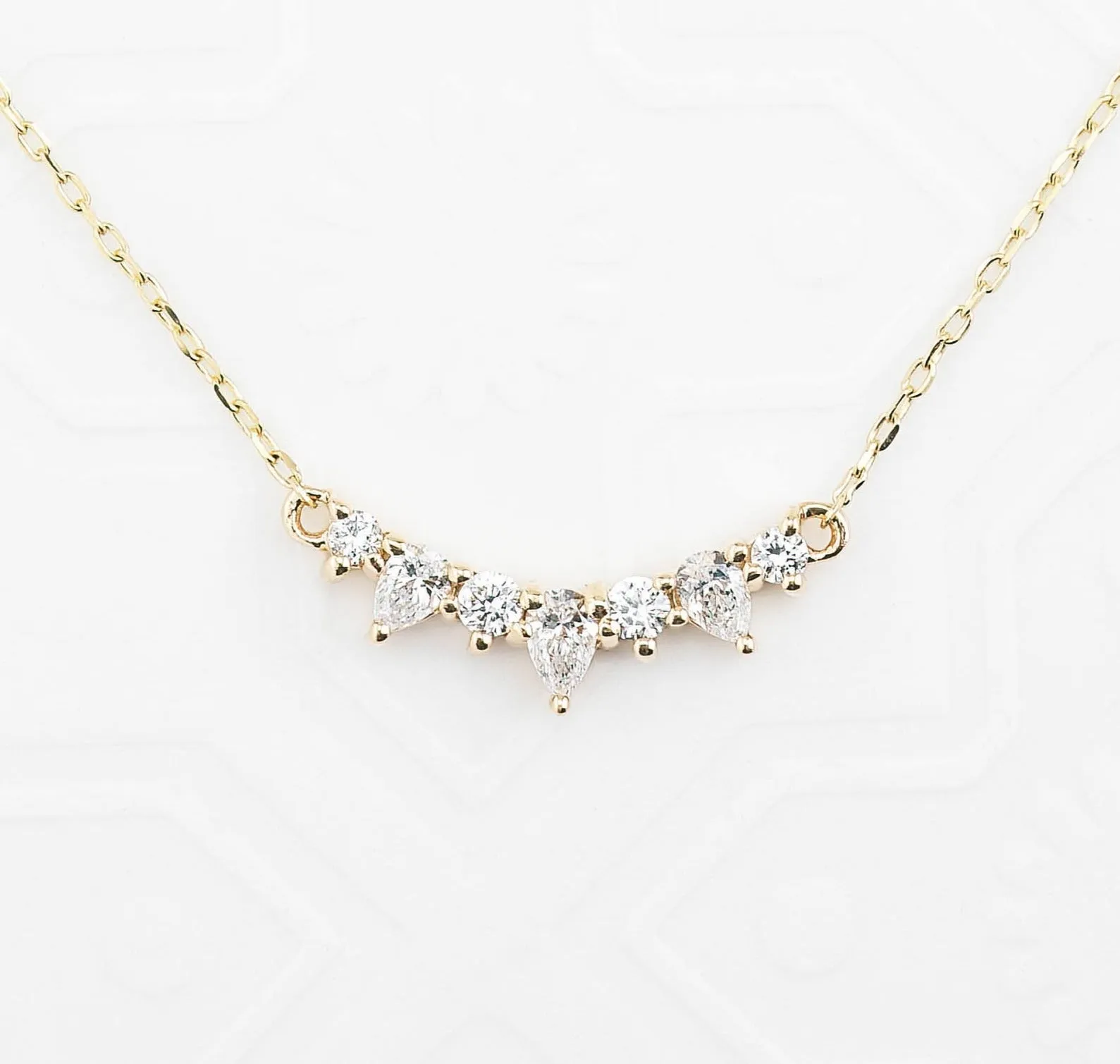 Gloria Curved Diamond Necklace 7 Stones