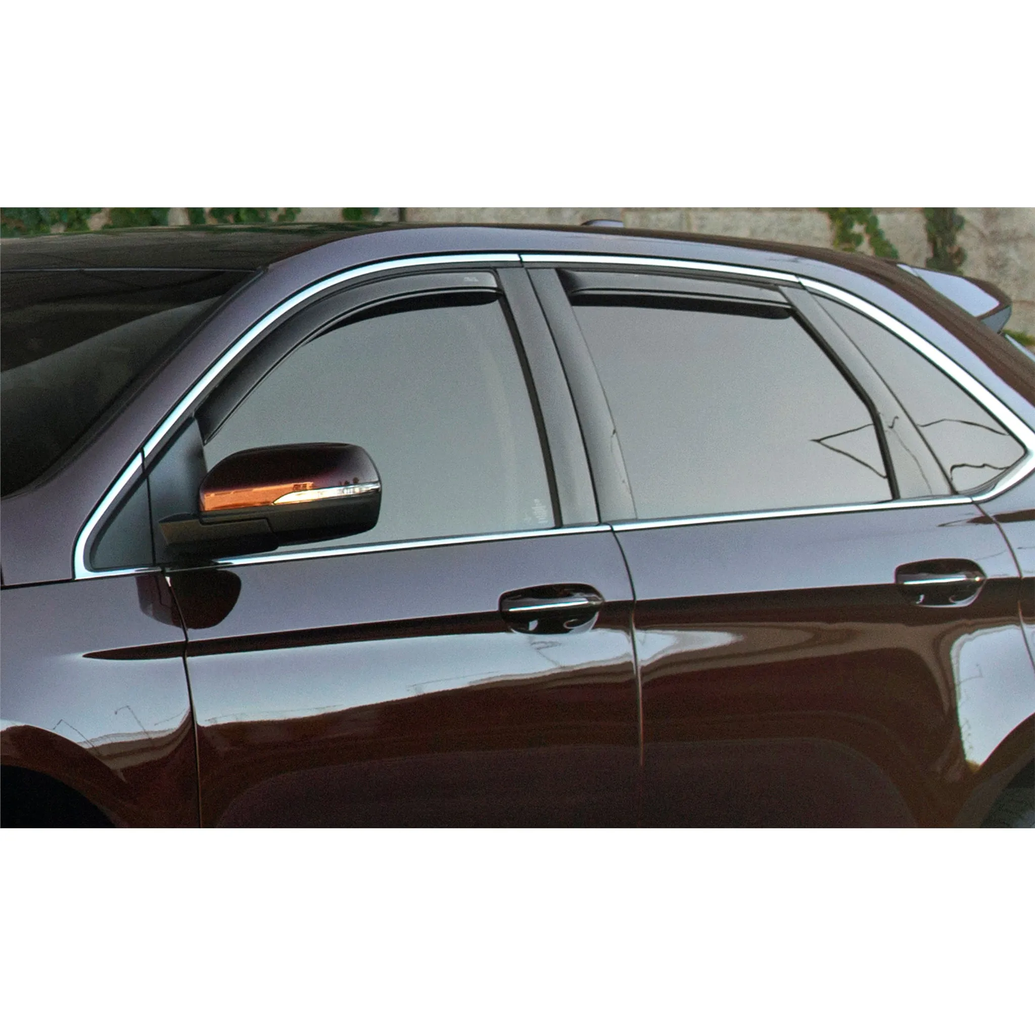 Lund Front / Rear In-Channel Ventvisor - Stick-On - Dark Smoke - GM Fullsize SUV 2015 194966