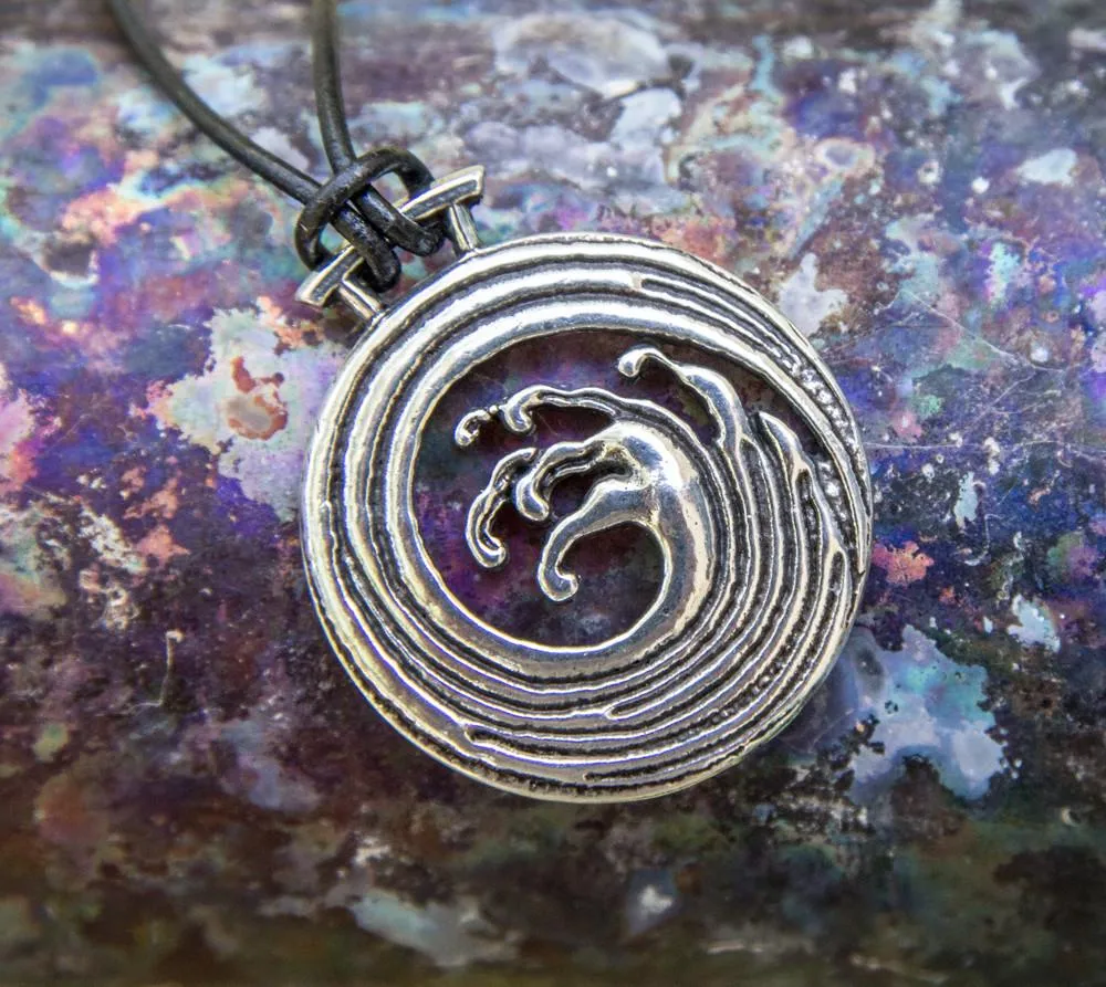 Necklace, Wave