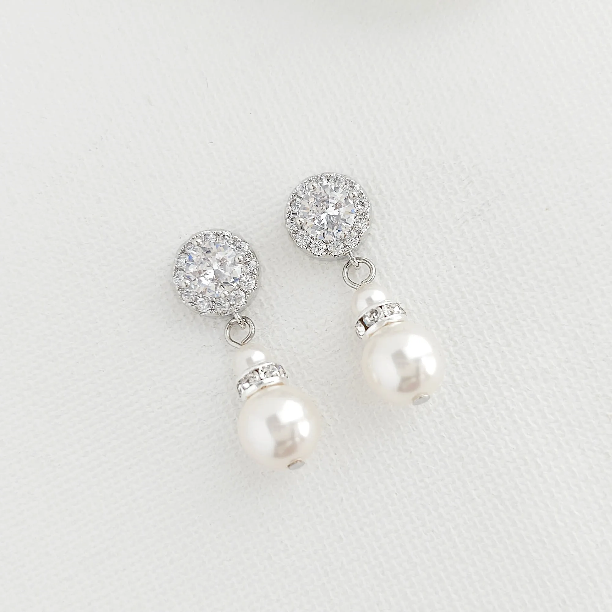 Pearl Jewelry Set in Gold for Brides and Bridesmaids-AVA